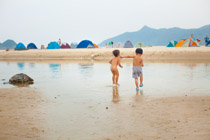 Brian and his cousin, Zhuang Zhuang