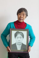 Yi Ma - showing me what she wants her photo to look like