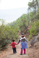 It is a long hike down the Bao mountain from the ancient rock carvings on the other side, back to ShaXi