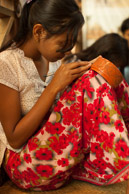 Girl in a factory etching lacquer ware  (5d)