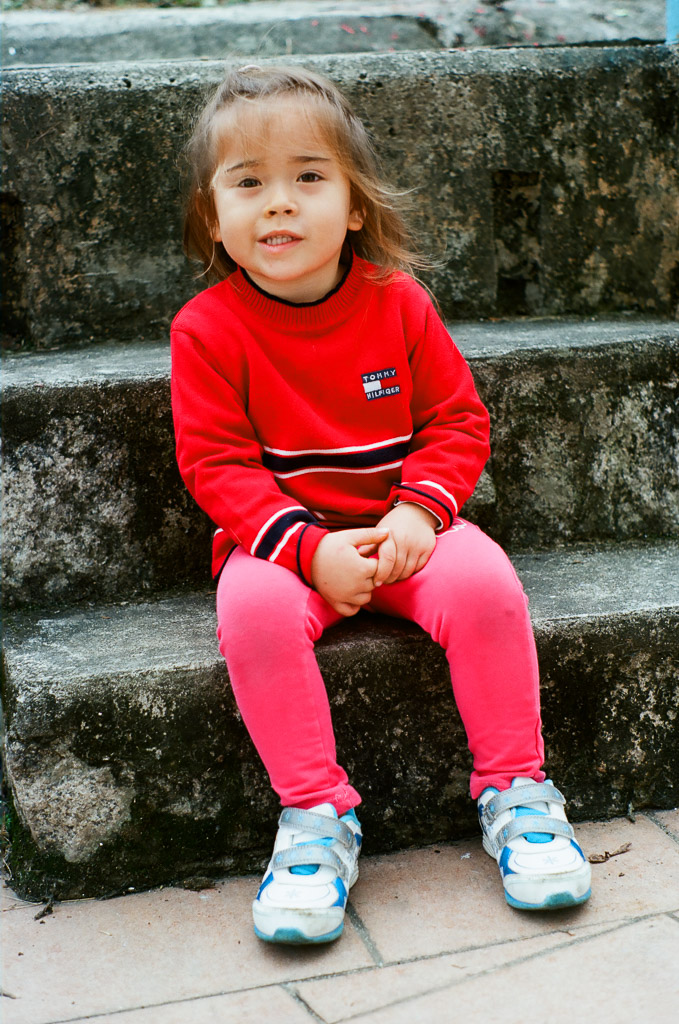 Valorie (LX, Ektar 100)