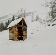 Bathrooms lack heating here (501c Portra 800)