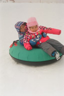 Skiing in the oil field in the middle of the GuErBanTongGuTe desert that is KiLaMaYi (M2 Portra 800)