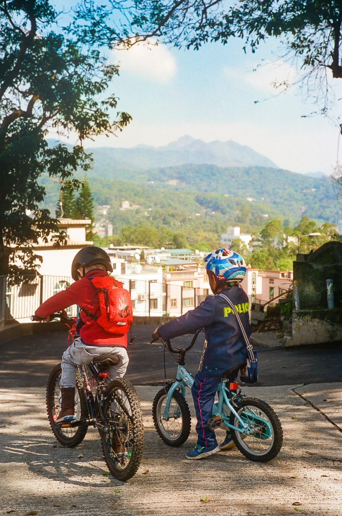 Riley and Brian ( Kodak Ektar )