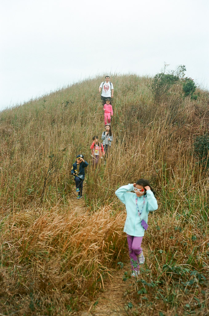 Kevin, Gabriella, Maria, Alicia, Brian and Jade at the top of FeiNgoShan mountain (Kodak Ektar)