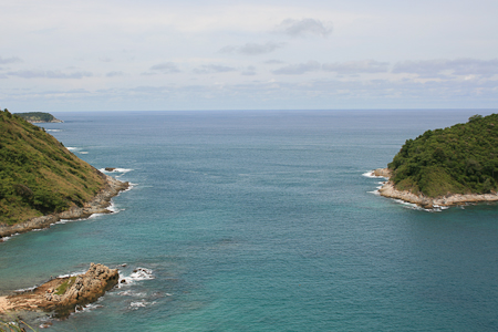 27 mm   ISO 100   1/200 sec at f / 10