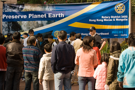 75 mm   ISO 200   1/125 sec at f / 9.0